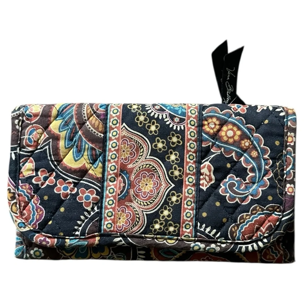 Vera Bradley wallet Kensington pattern Paisley quilted print